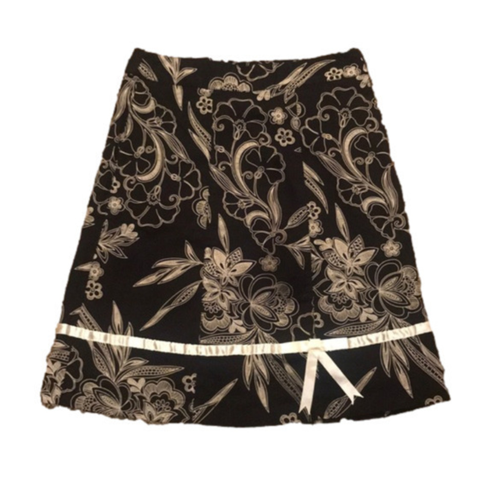 Black & Beige Flowery Skirt SZ S